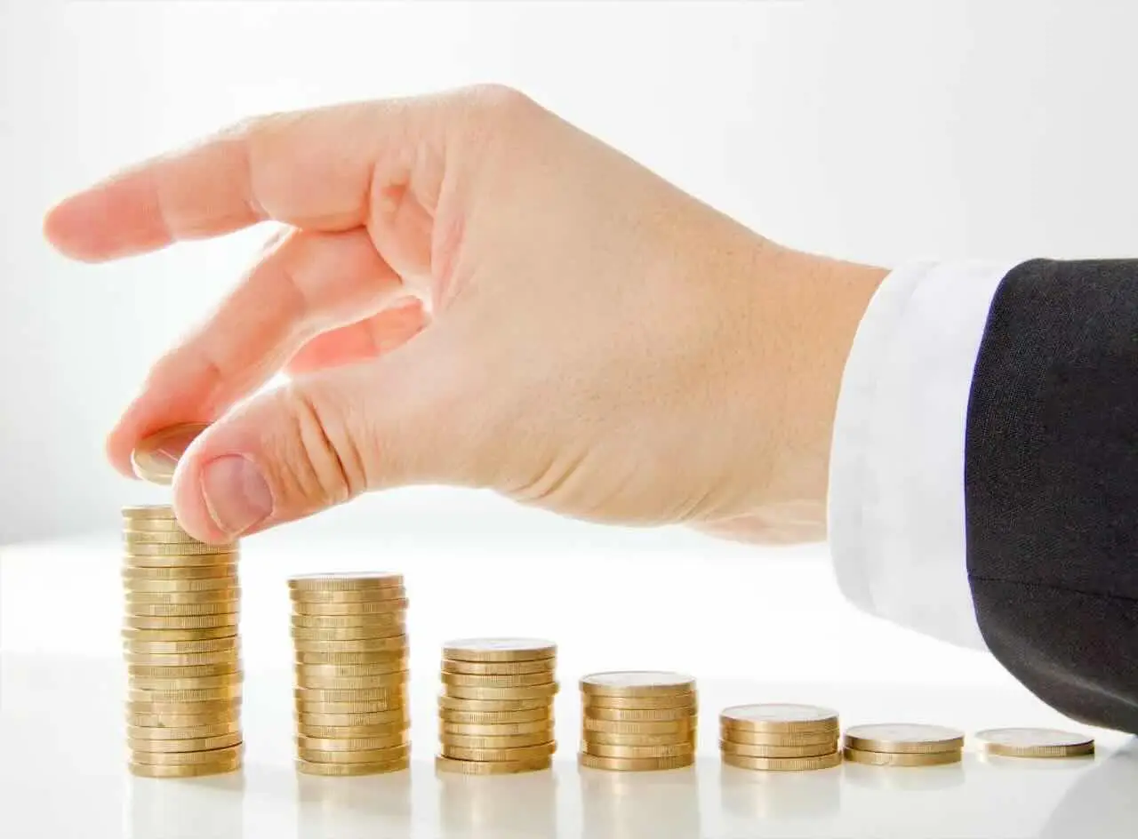 Investire nel 2025: ecco i migliori fondi flessibili per proteggere i tuoi risparmi