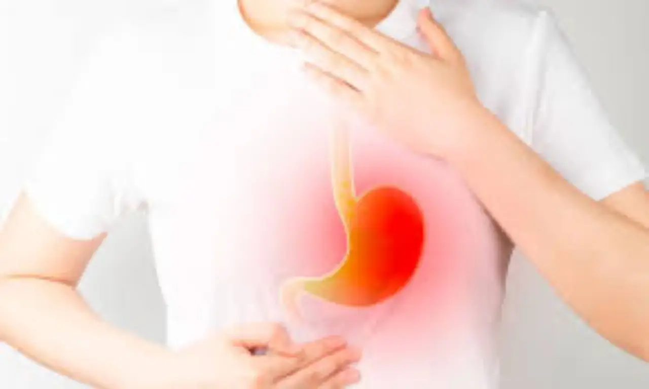 Ernia iatale, quali sono i sintomi e cosa mangiare? La dieta per ridurre il bruciore