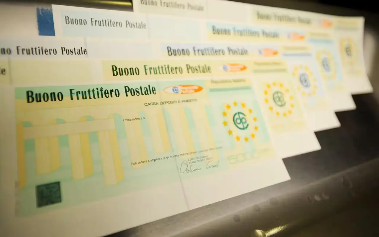 Hai dei Buoni Fruttiferi Postali vecchi? Ecco come calcolare il loro valore oggi